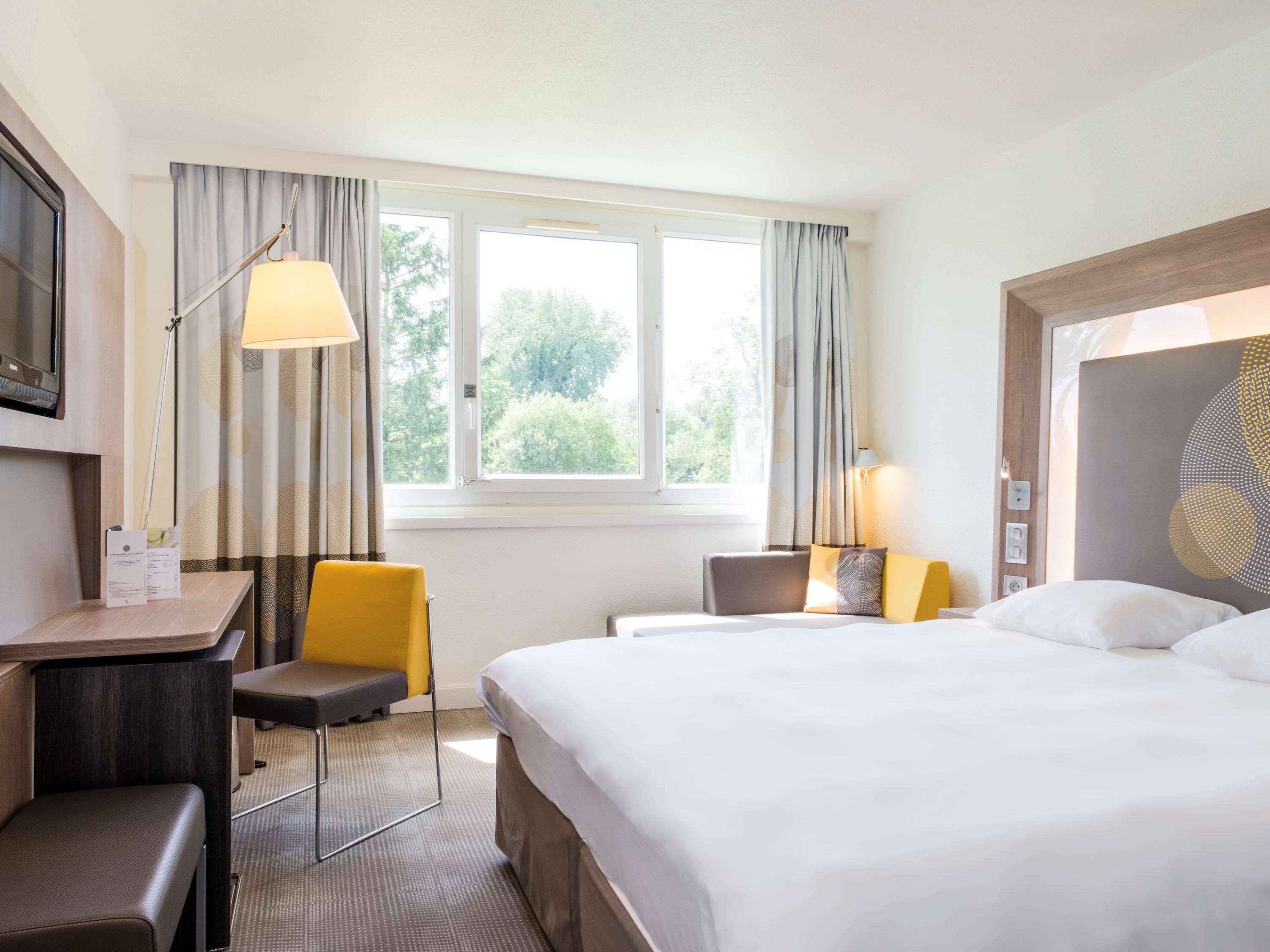 Novotel Le Mans Esterno foto